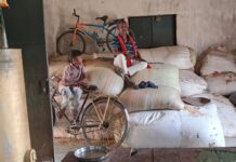 आंगनबाड़ी केंद्र को खाली कराने को लेकर लिखित आवेदन जिलाधिकारी, खगड़िया को लिखित आवेदन दिया
