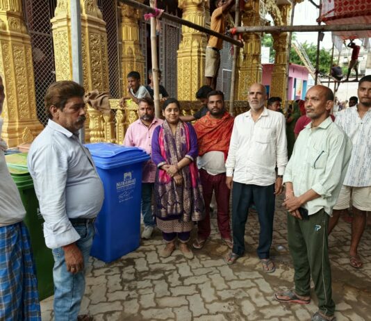 डस्टबिन लगवाकर साफ-सफाई व्यवस्था का लिया जायजा, आम लोगों से भी सहयोग की अपील, कहीं कमी दिखे तो सीधे करें फोन